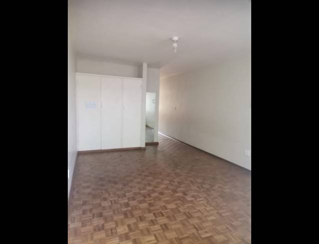 1 BEDROOM APARTMENT FOR SALE IN EMPANGENI CENTRAL